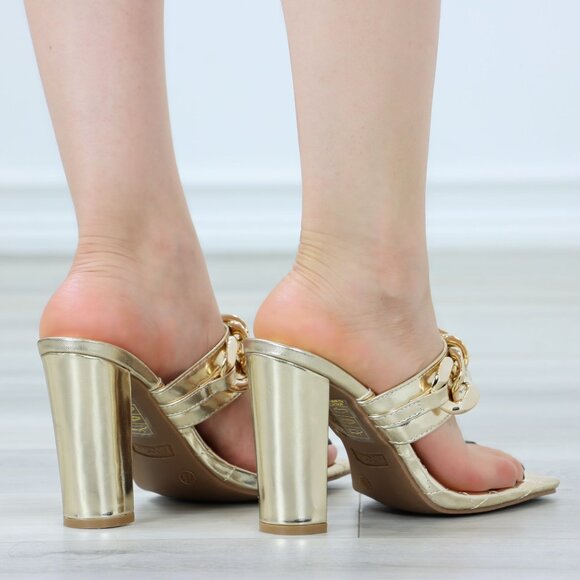 Toe Ring Strap Gold Block High Heels Sandals Quilted Patter Insoles - Picture 9 of 12